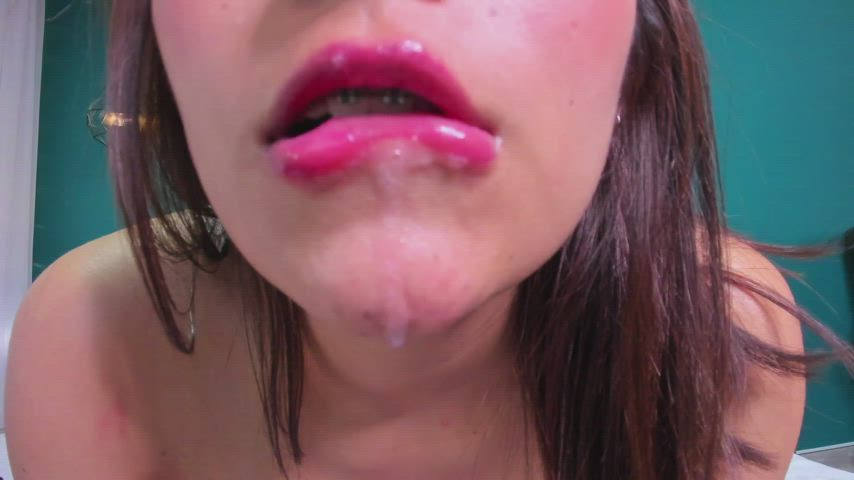 Blowjob CamSoda Camgirl Lips Public Saliva Spit Squirting Teen gif