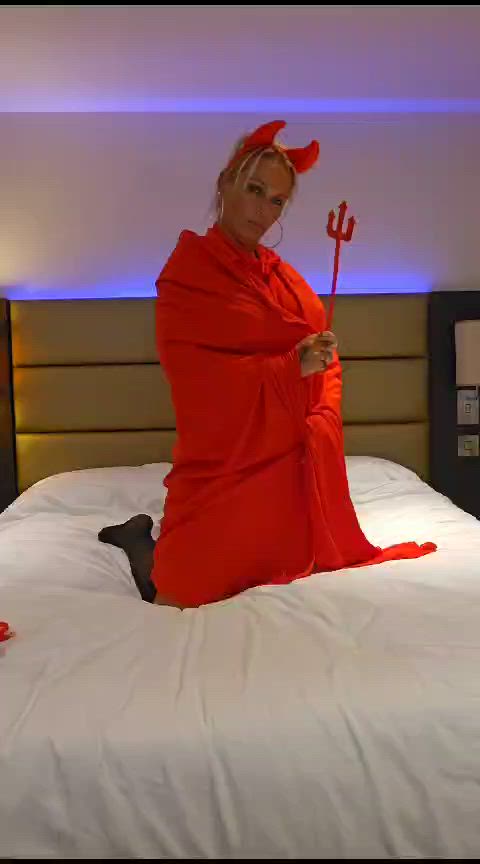 I’m a devil of a milf
