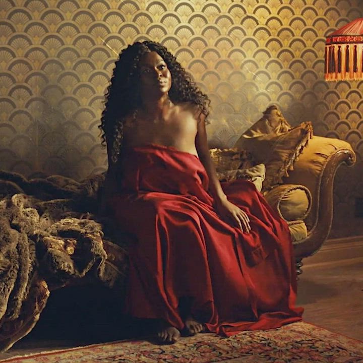Yetide Badaki | American Gods
