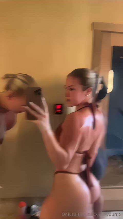 ass big ass blonde pawg phat-ass-white-girls thick-booty tik-tok gif