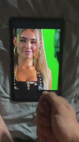 Cumtribute (Madison Beer)