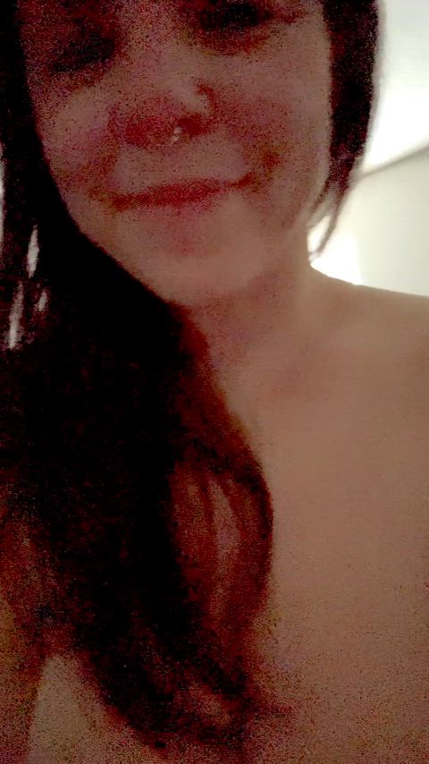 amateur ass big ass big tits brunette homemade milf masturbating amateur-girls gif