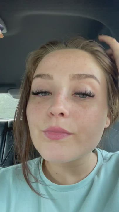 Agatha Vega Alexa Varga Alicia Vickers gif