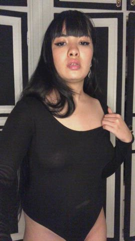 Be honest would you masturbate to my nudes if I ever sent you some😀
