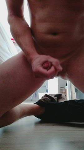 28 yo male looking for woman to have fun with online kik : 28whatsup snap : melodewijk