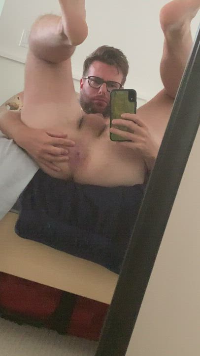 Just squirting his cum out of my ass after getting pounded 🍑💦😜😈