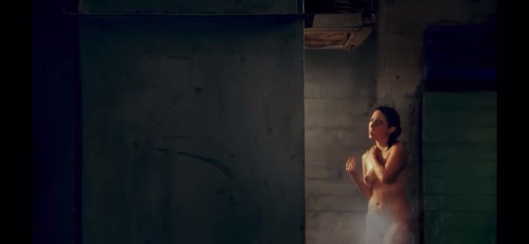 Tori Griffith in Lion-Girl