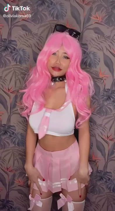 Hi! I'm you're sexy dance bunny