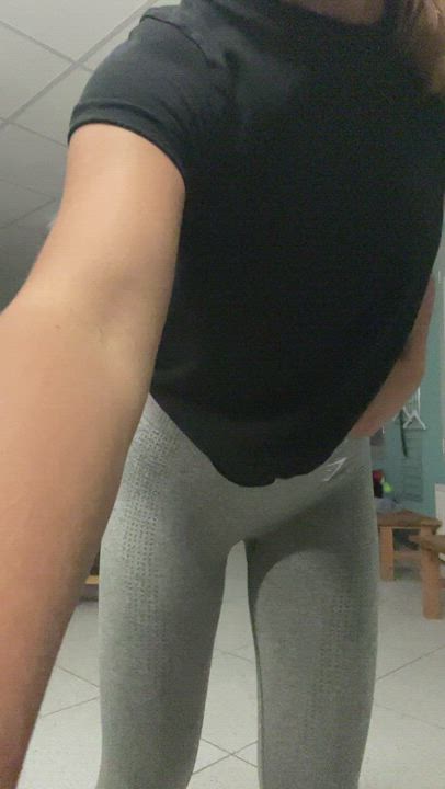 It would really make my day if you‘d like this video of me showing you my boobs