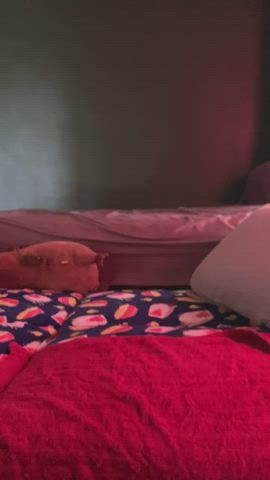 Watch the cum drop off my balls 😜💦