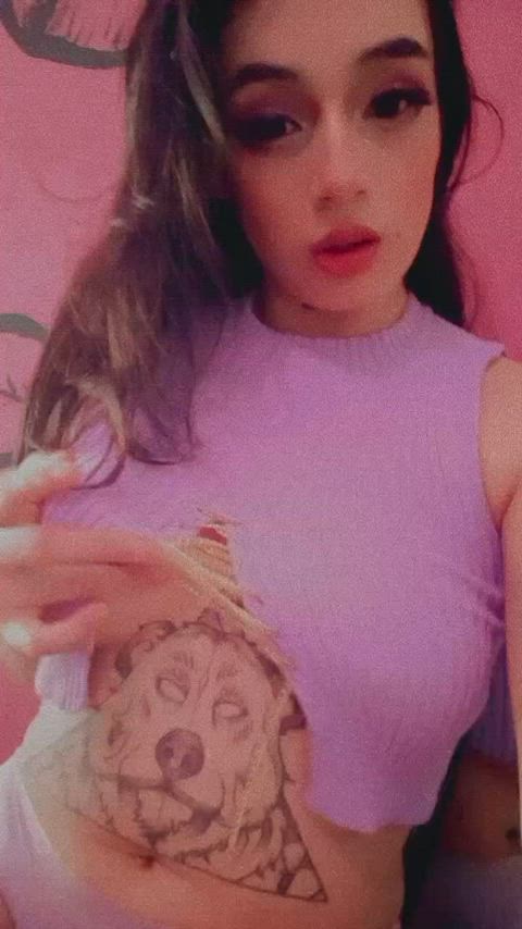 amateur kawaii girl latina natural tits onlyfans stripchat teen gif