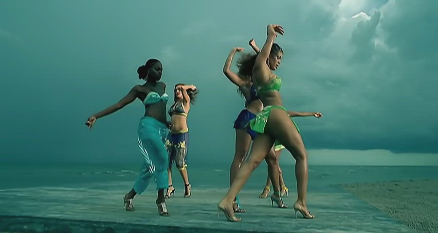2000s porn big ass celebrity ebony high heels oiled gif