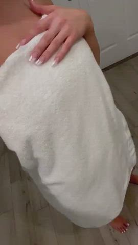 this is what the towel hides
