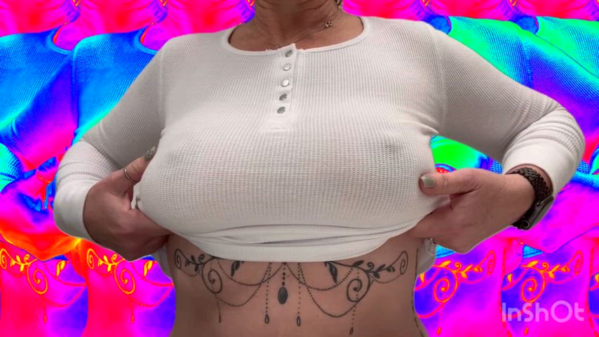 amateur big tits tattooed gif