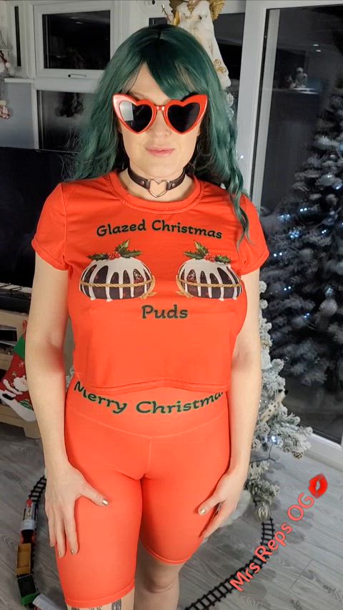 Cum glaze my pierced Christmas puds
