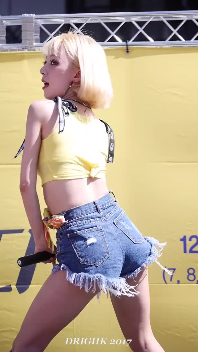 로즈퀸(Rose Queen) 지니 '미스터' 커버댄스공연 직캠fancam [170920