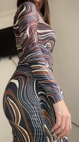 Thanks for spoiling me with this dress daddy 💋
