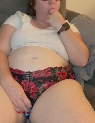 BBW Clit Rubbing Masturbating Tease Toy gif