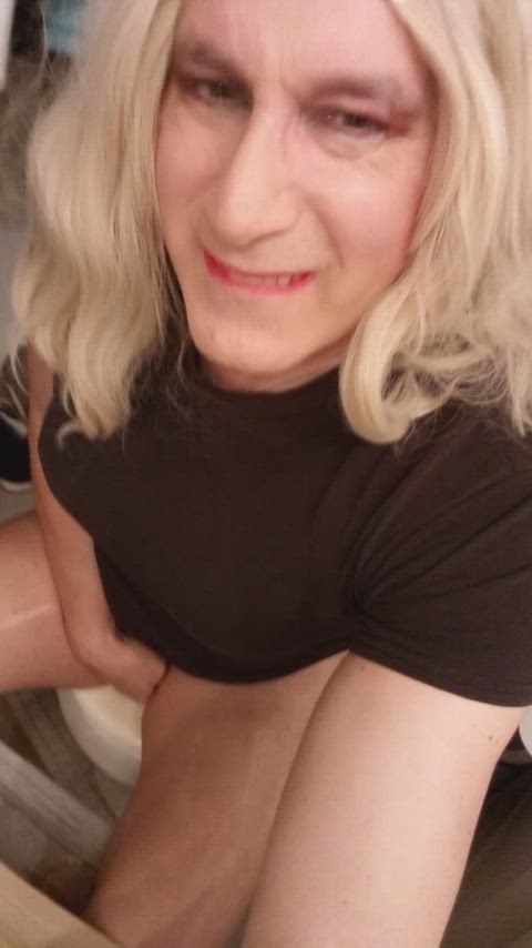 bathroom crossdressing cute dirty talk fart fart fetish pee talking dirty trans woman