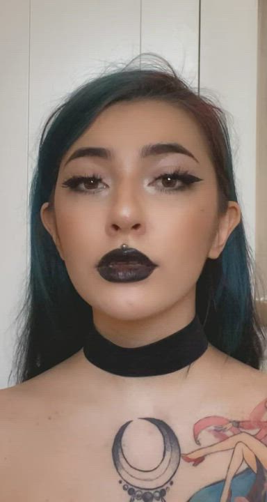 Gothic girl special for you ?