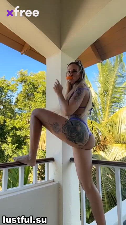 bed sex close up erotic facial homemade russian squirting thick tribute wet pussy