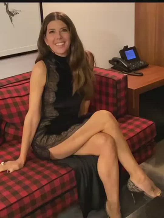Marisa Tomei's sexy legs
