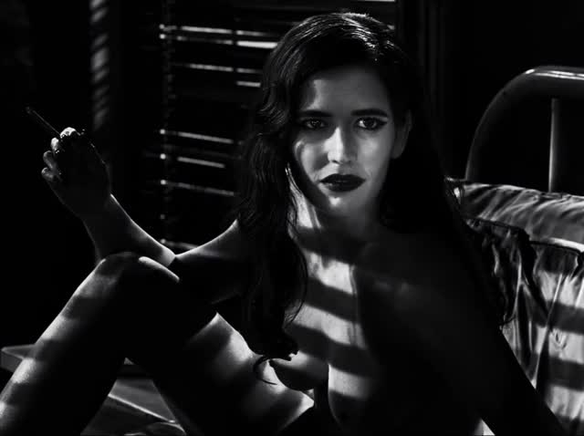 Eva Green GIF - 021