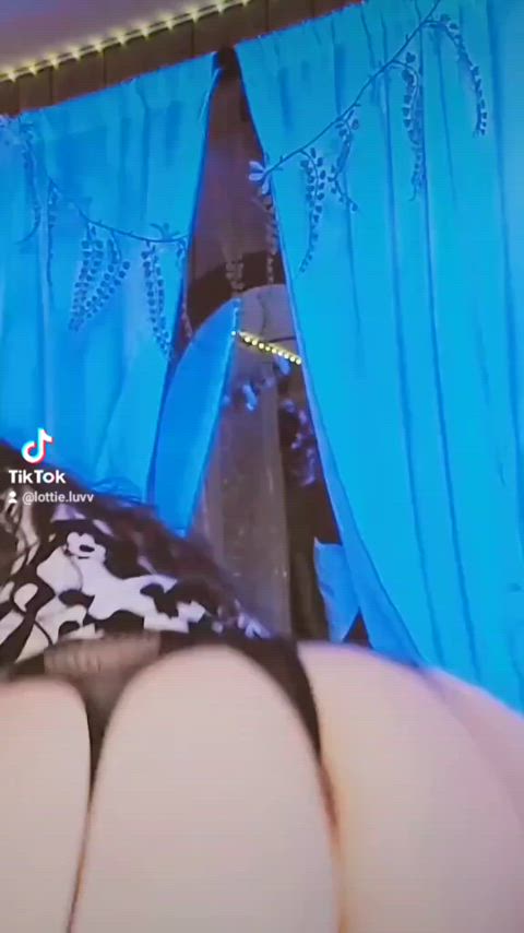 ass ass shaking bbw chubby jiggle milf shaking twerking gif