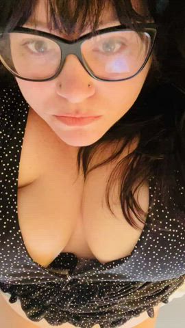 Come for the tits, stay for the chubby pussy. 🖤