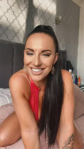 Hmm I'm feeling naughty today! Can I be your little slut