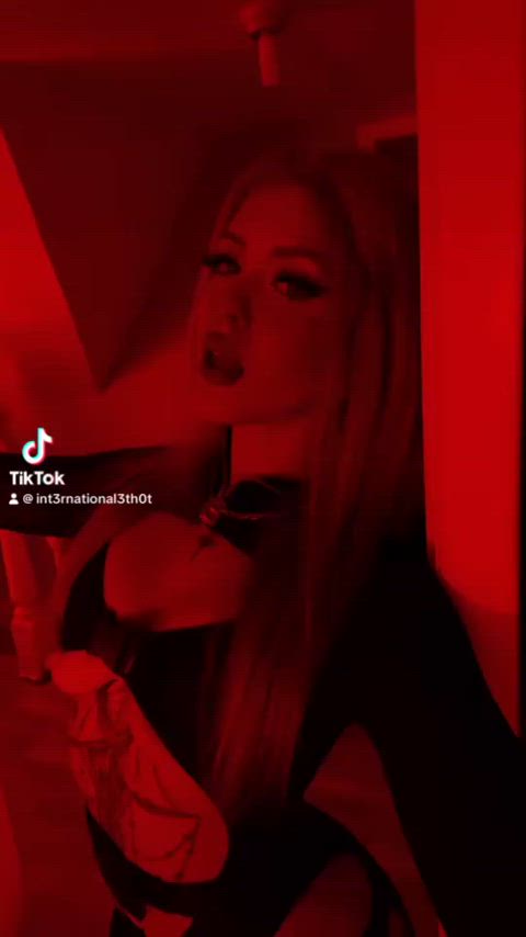 Little tik tok thot