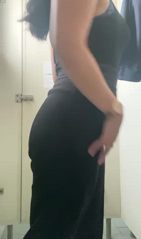 23 year old Asian girl! Ready to please you and make you cum? dick rate ? customs