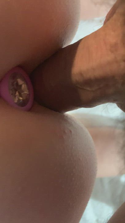 Hubby claiming what’s his, willing to fill the rest?