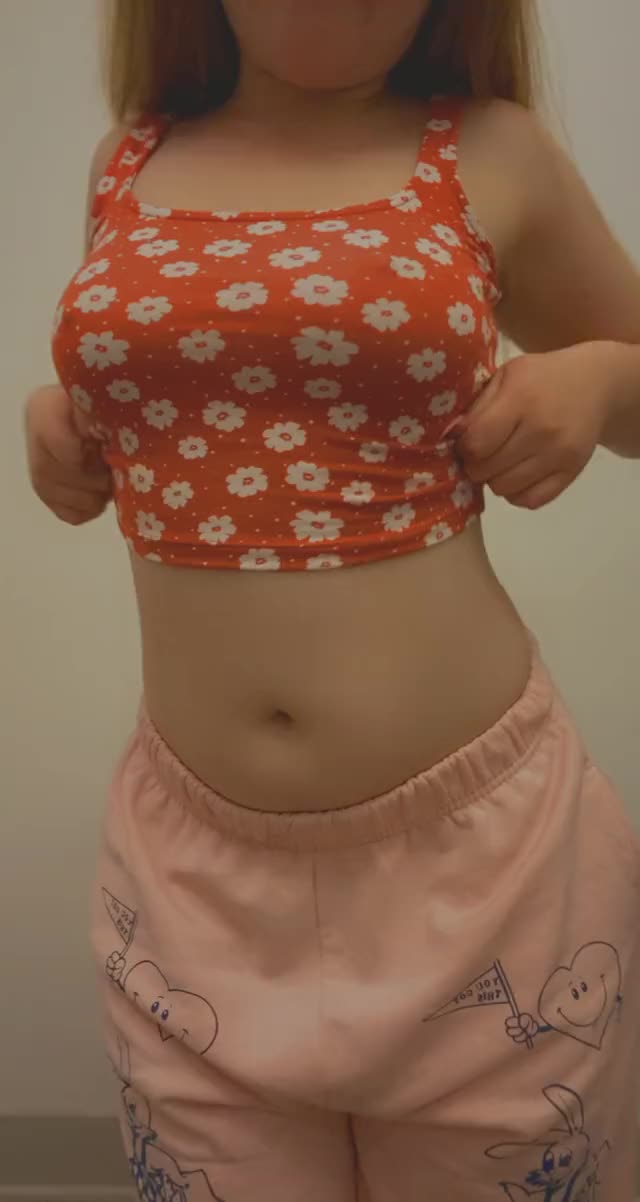 Watch until the end to see my titties ?
