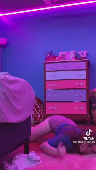 Handjob TikTok Twerking gif
