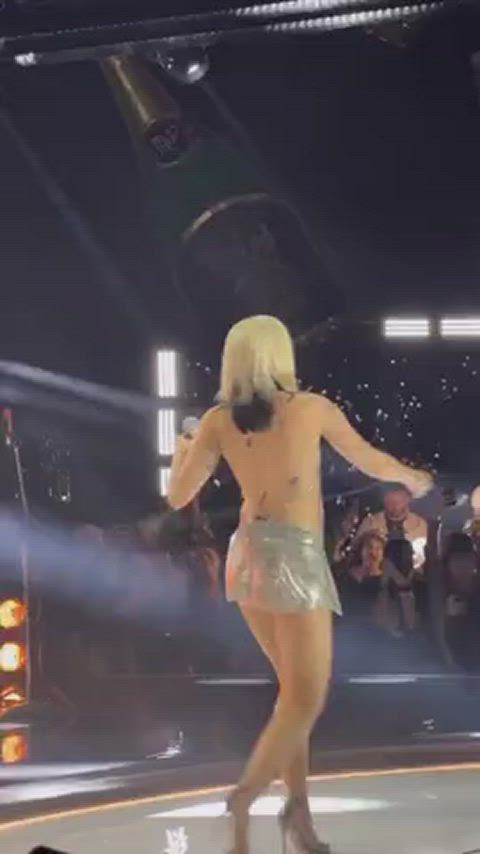 Miley cyrus