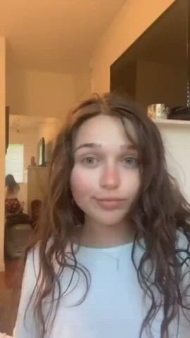 Ally ASMR Twerk