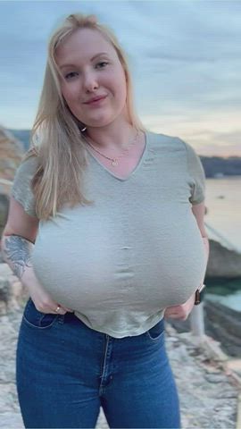 big tits goddess huge tits natural tits saggy tits teen tits titty drop white girl