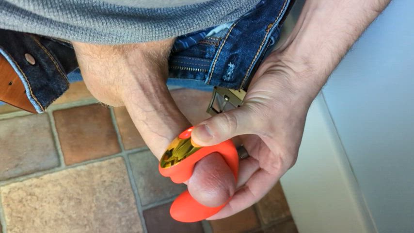 Ladies, am I using this toy correctly?