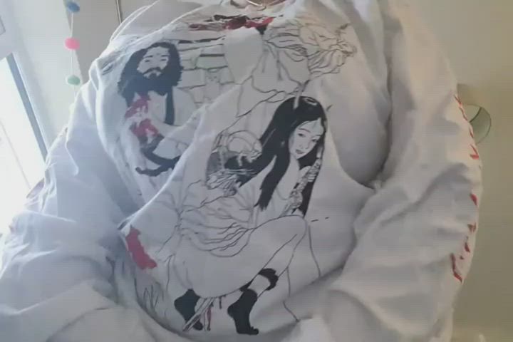 More titty