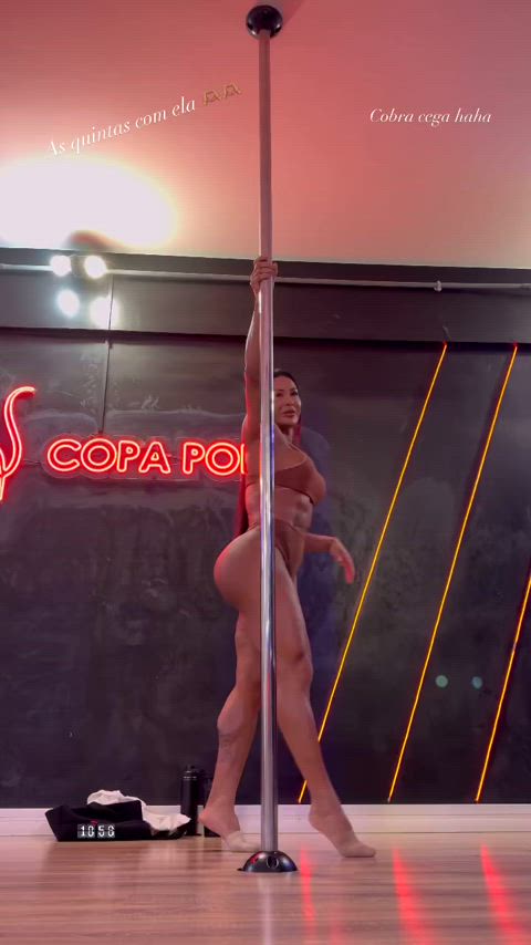 ass big ass big tits brazilian celebrity dancing lingerie muscular girl pole dance