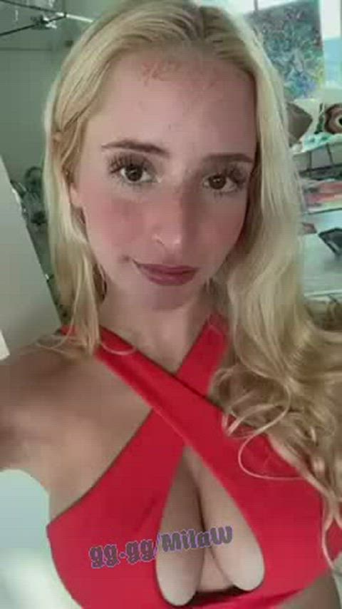 ass babe blonde boobs hotwife onlyfans petite teen tiktok tits gif
