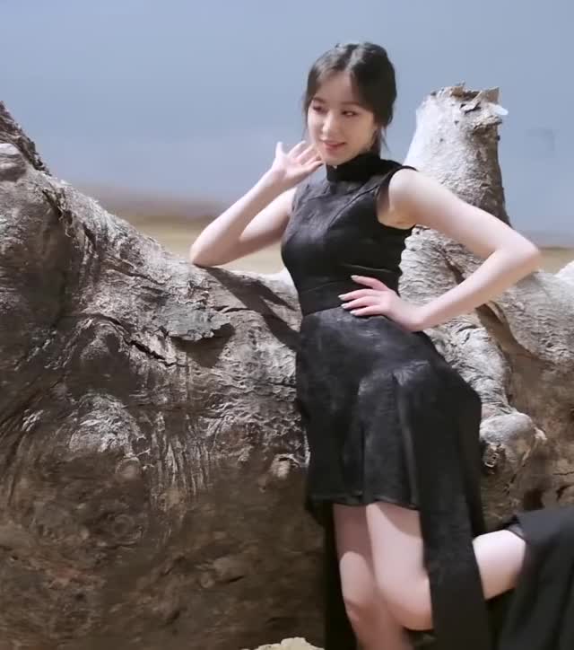 (G)I-DLE Shuhua 6