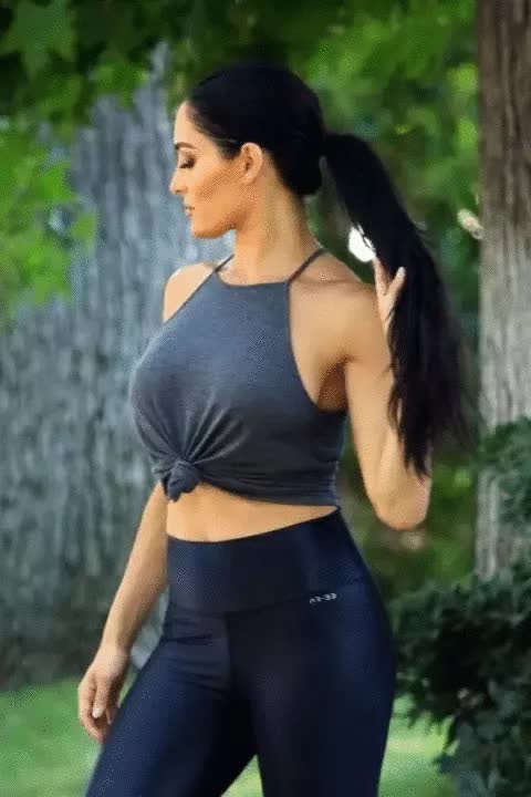 Nikki Bella