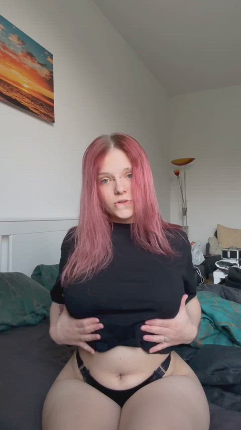 babe big tits boobs cute natural onlyfans teen tits pink hair just-boobs gif