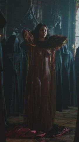 Celebrity Close Up Nude Russian gif