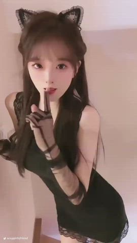 Tik Tok Cute Girls Dance 西瓜有一点甜哦 🍉