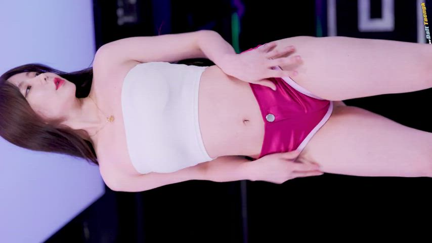 really cute on stage