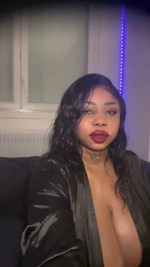 big tits bouncing tits huge tits natural tits saggy tits tits gif