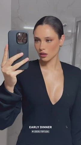 boobs celebrity spanish gif